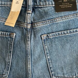Banana Republic Light Blue Denim Slouchy Cuffed Cropped Jeans. Sz 6